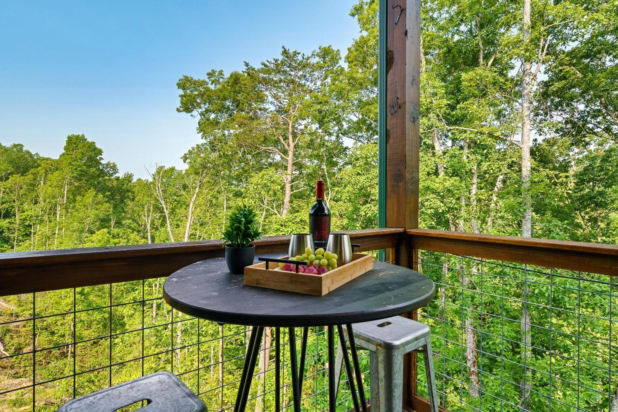 Spring Sale! Indoor Pool, Pet Stays Free, Movie, Hottub Sevierville Bagian luar foto