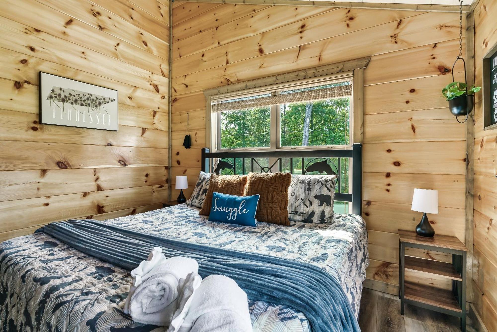 Spring Sale! Indoor Pool, Pet Stays Free, Movie, Hottub Sevierville Bagian luar foto